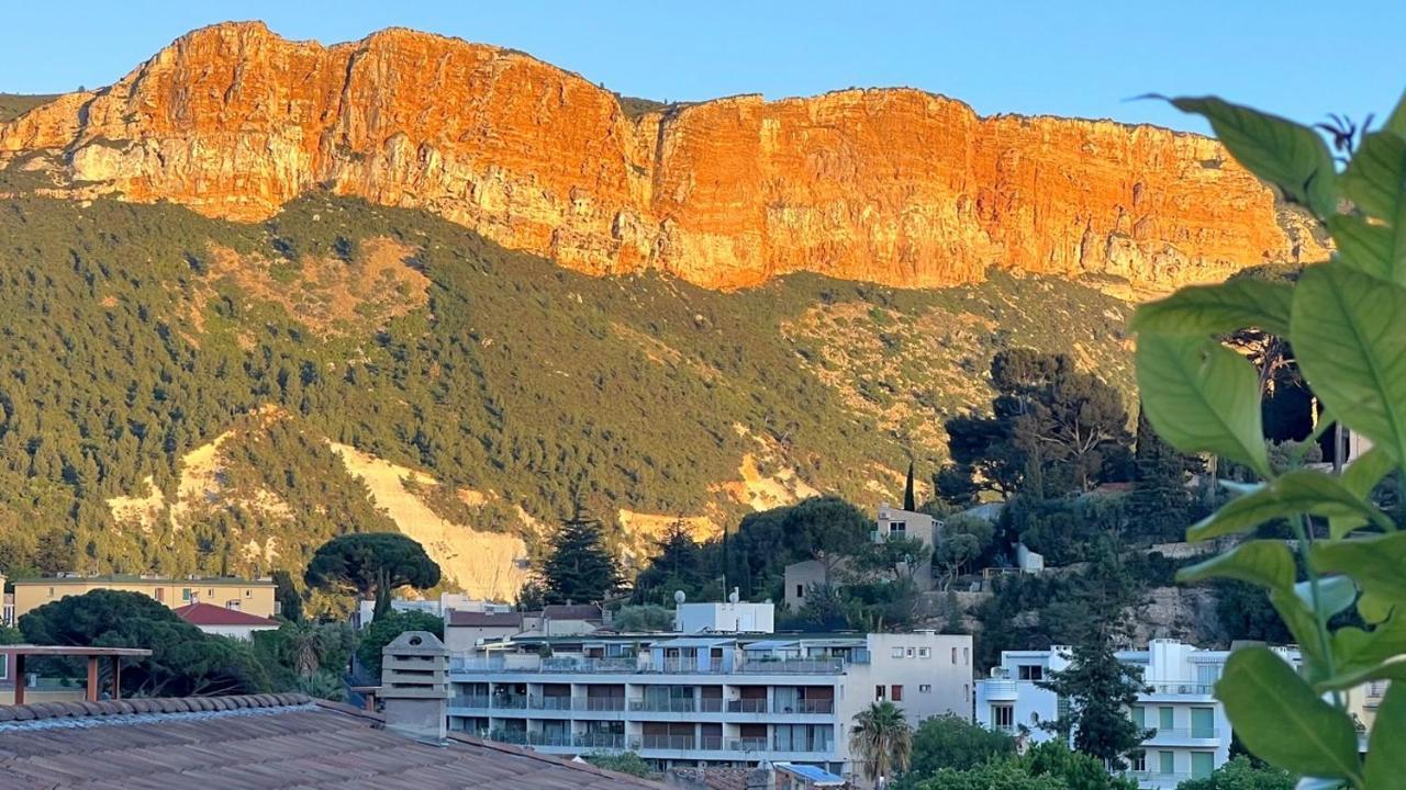 Le Bellavista Apartment Cassis Bagian luar foto
